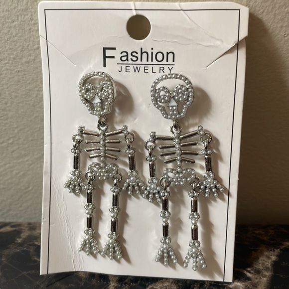 Skeleton Pearl Silver Drop Earrings - Picture 7 of 7